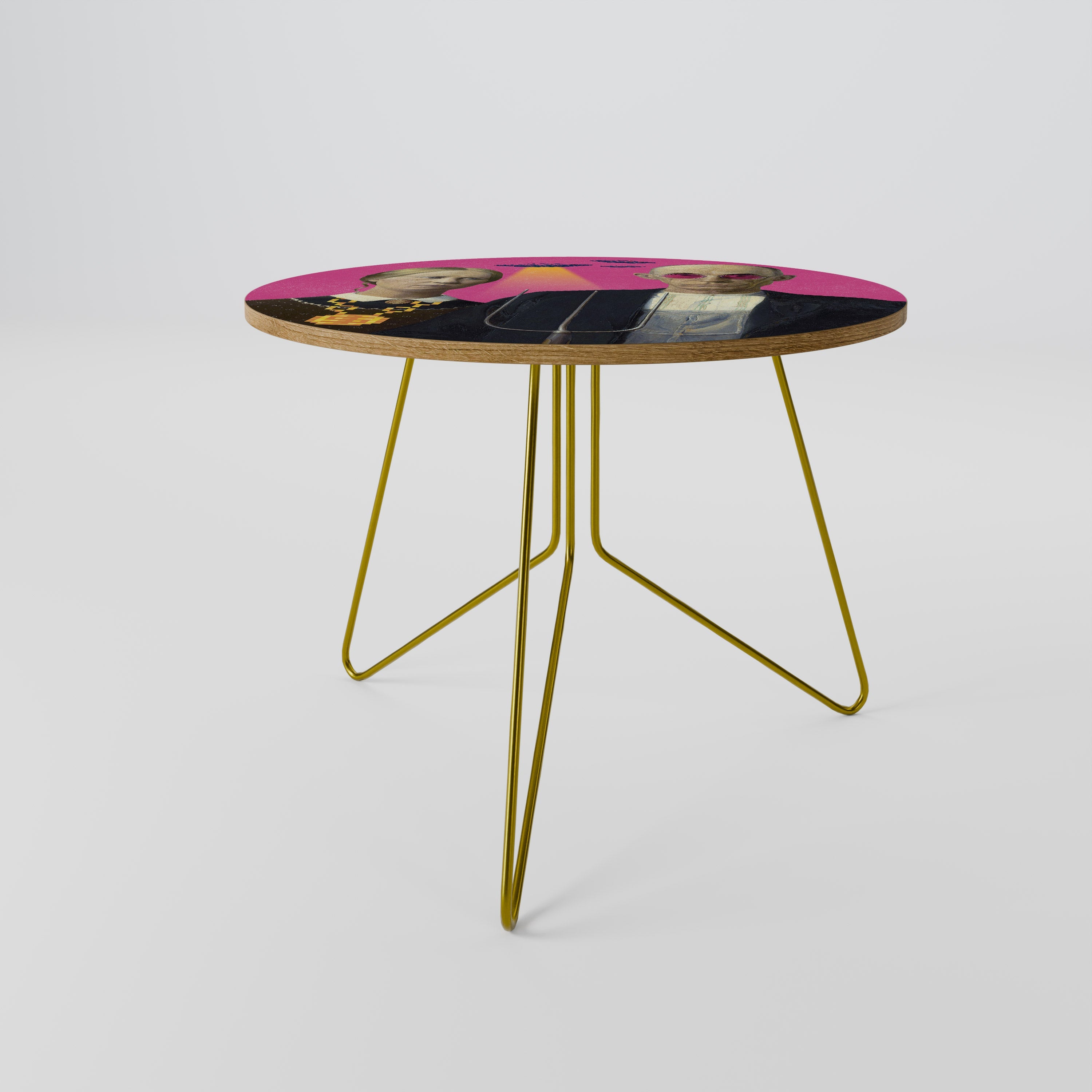 AMERICAN GOTHIC ALIEN Couchtisch 69