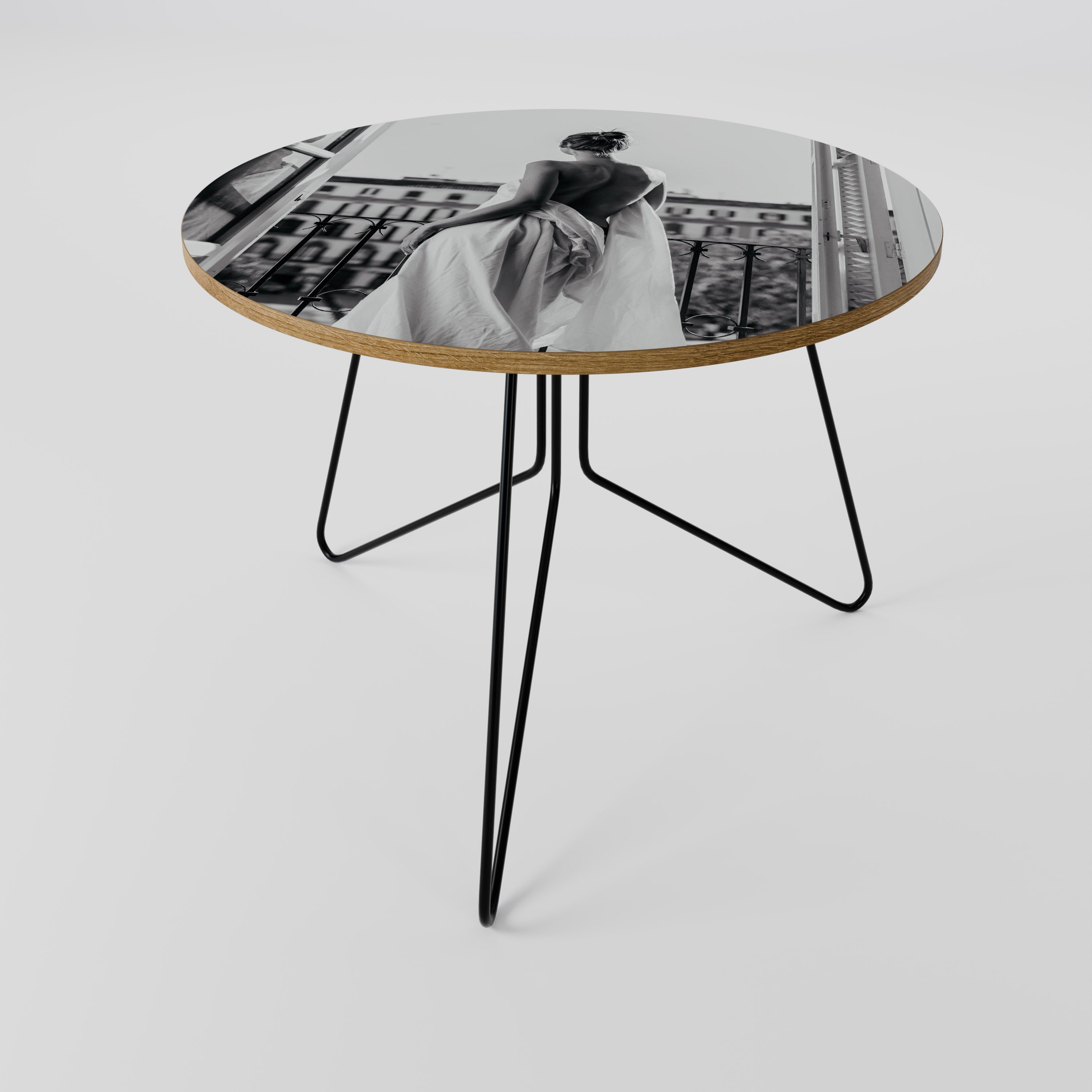 DRESS OF DREAMS Couchtisch 69