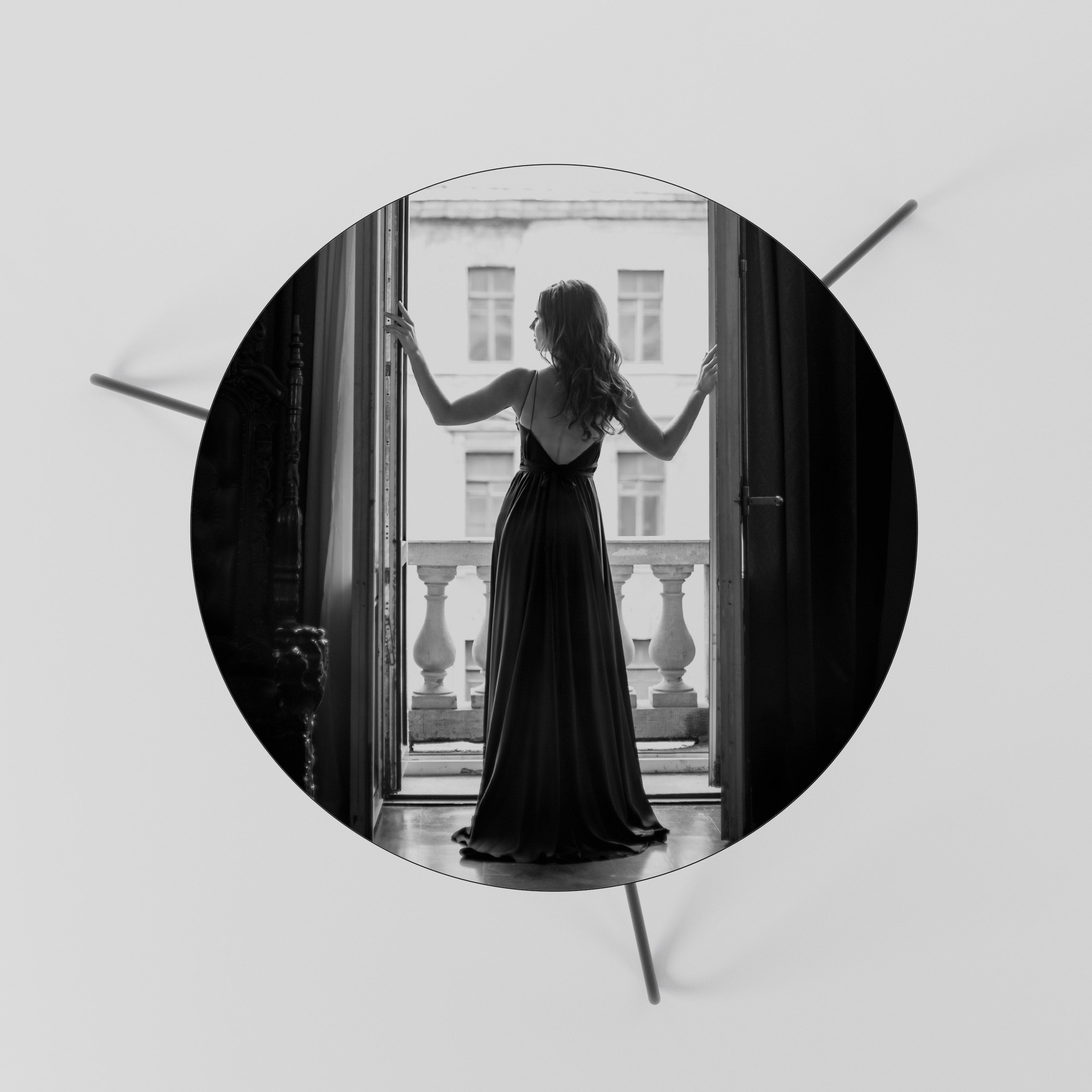 WINDOW TO WONDERS Couchtisch 60