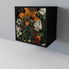 MIDNIGHT SPROUT Sideboard mit 1 Tür in Schwarz