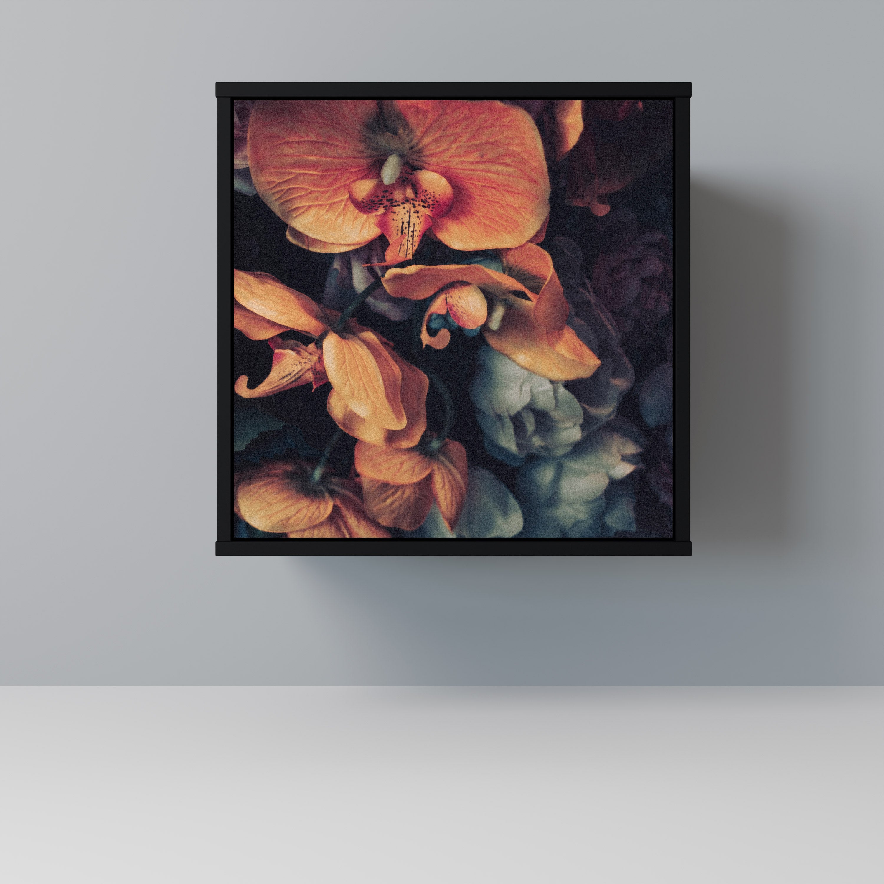 NEVERENDING BLOOM Sideboard mit 1 Tür in Schwarz