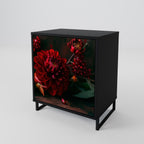 DAHLIAS AND POMEGRANATES Sideboard mit 1 Tür in Schwarz