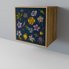 FLOWERS ON NAVY BLUE Sideboard mit 1 Tür in Eiche-Optik