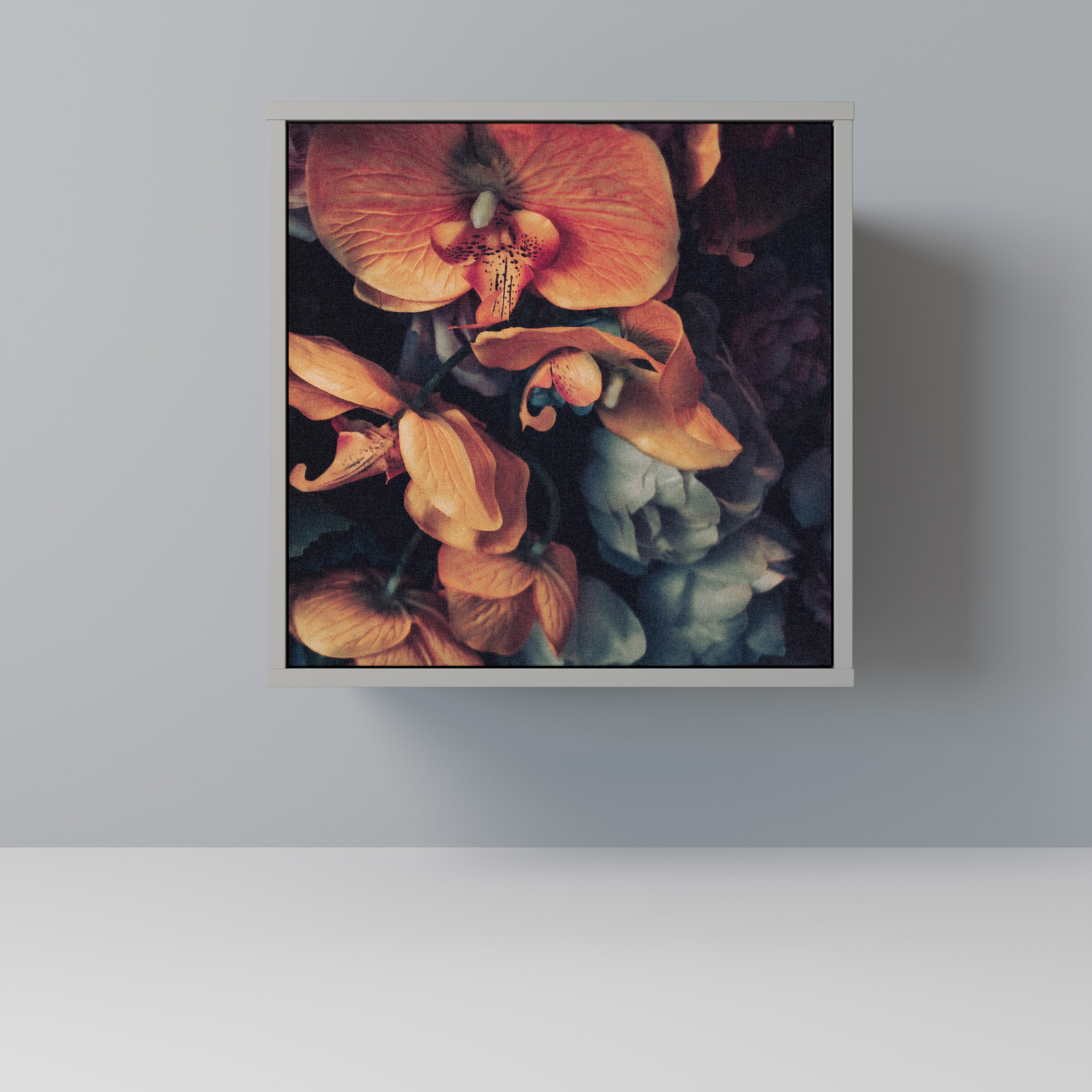 NEVERENDING BLOOM Sideboard mit 1 Tür in Grau