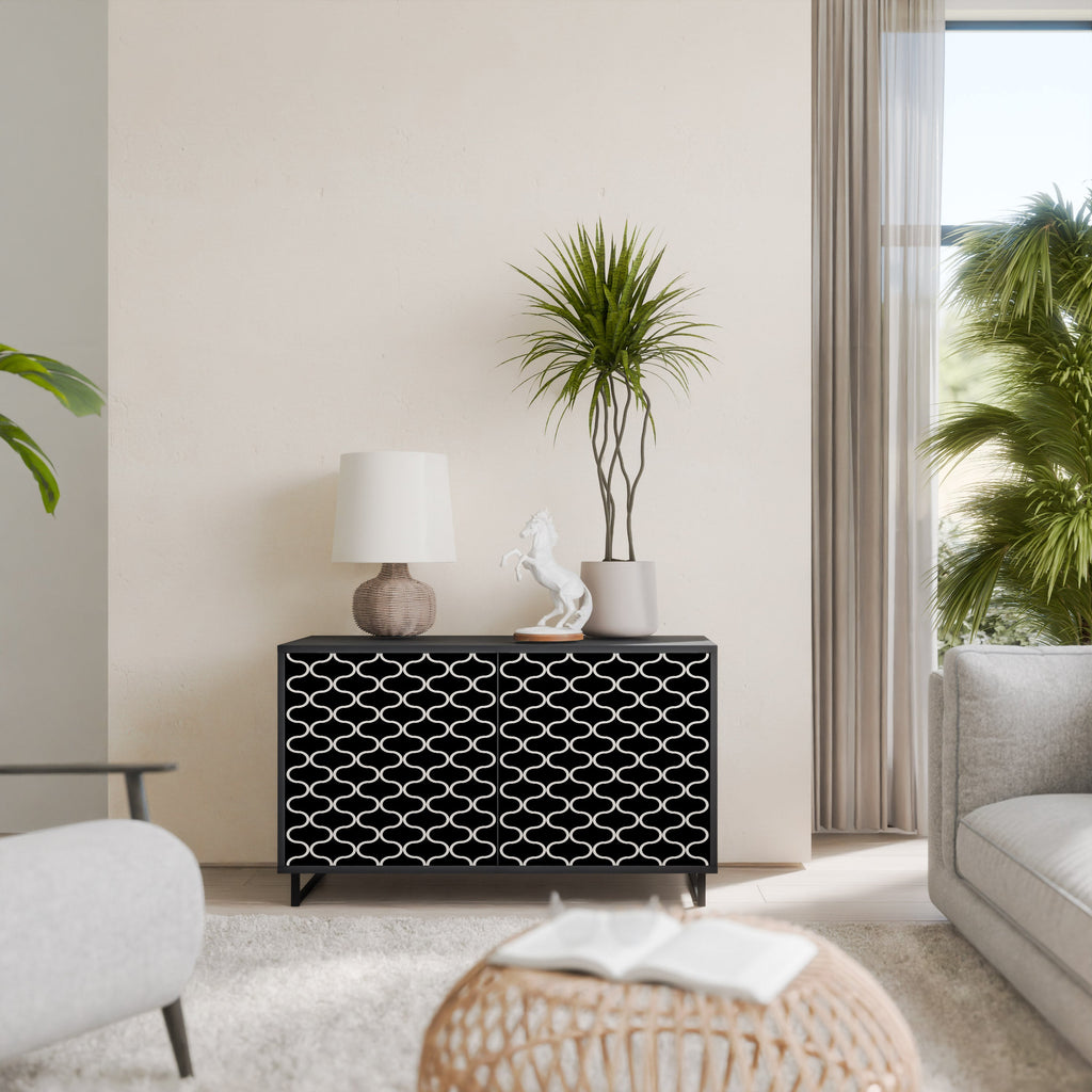 TESSELATED BLACKNESS Sideboard mit 2 Türen in schwarzem Finish