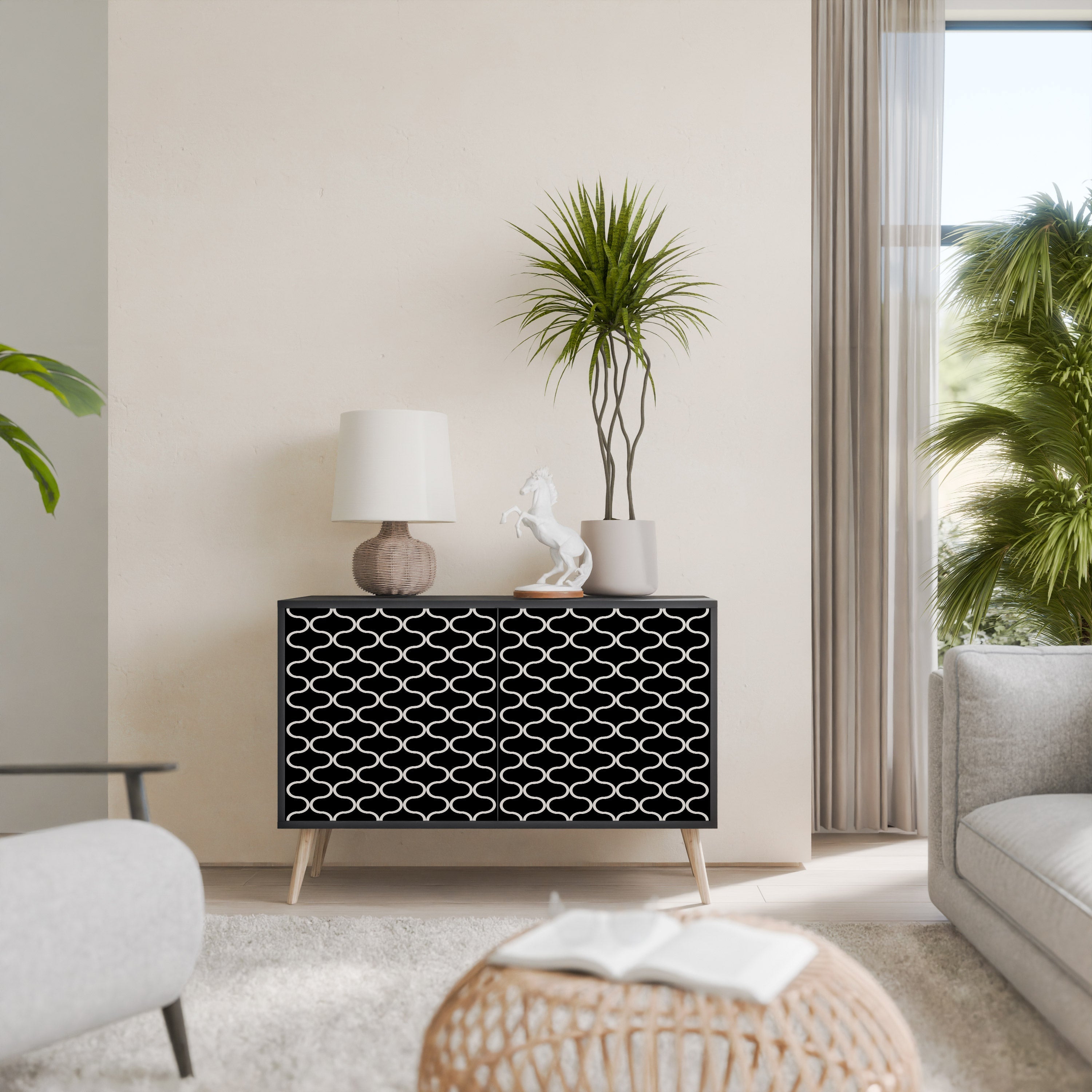 TESSELATED BLACKNESS Sideboard mit 2 Türen in schwarzem Finish
