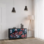 ETHEREAL BLOSSOMS Sideboard mit 2 Türen in Schwarz