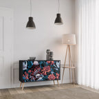 ETHEREAL BLOSSOMS Sideboard mit 2 Türen in Schwarz