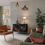 IMAGINARY BLOSSOM Sideboard mit 2 Türen in Schwarz