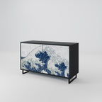 THE GREAT WAVE AT KANAGAWA Sideboard mit 2 Türen in Schwarz