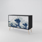 THE GREAT WAVE AT KANAGAWA Sideboard mit 2 Türen in Schwarz