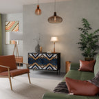 ARTFUL GEOMETRY Sideboard mit 2 Türen in Schwarz