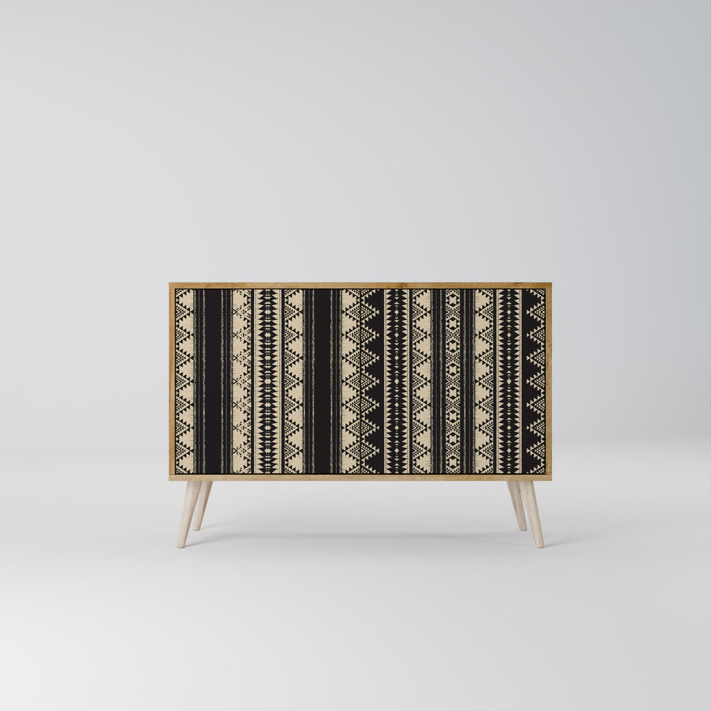 AZTEC Sideboard mit 2 Türen in Eichenoptik