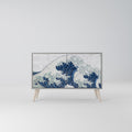 THE GREAT WAVE AT KANAGAWA Sideboard mit 2 Türen in Grau