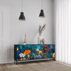MIDNIGHT BLOSSOM Sideboard mit 3 Türen in Schwarz