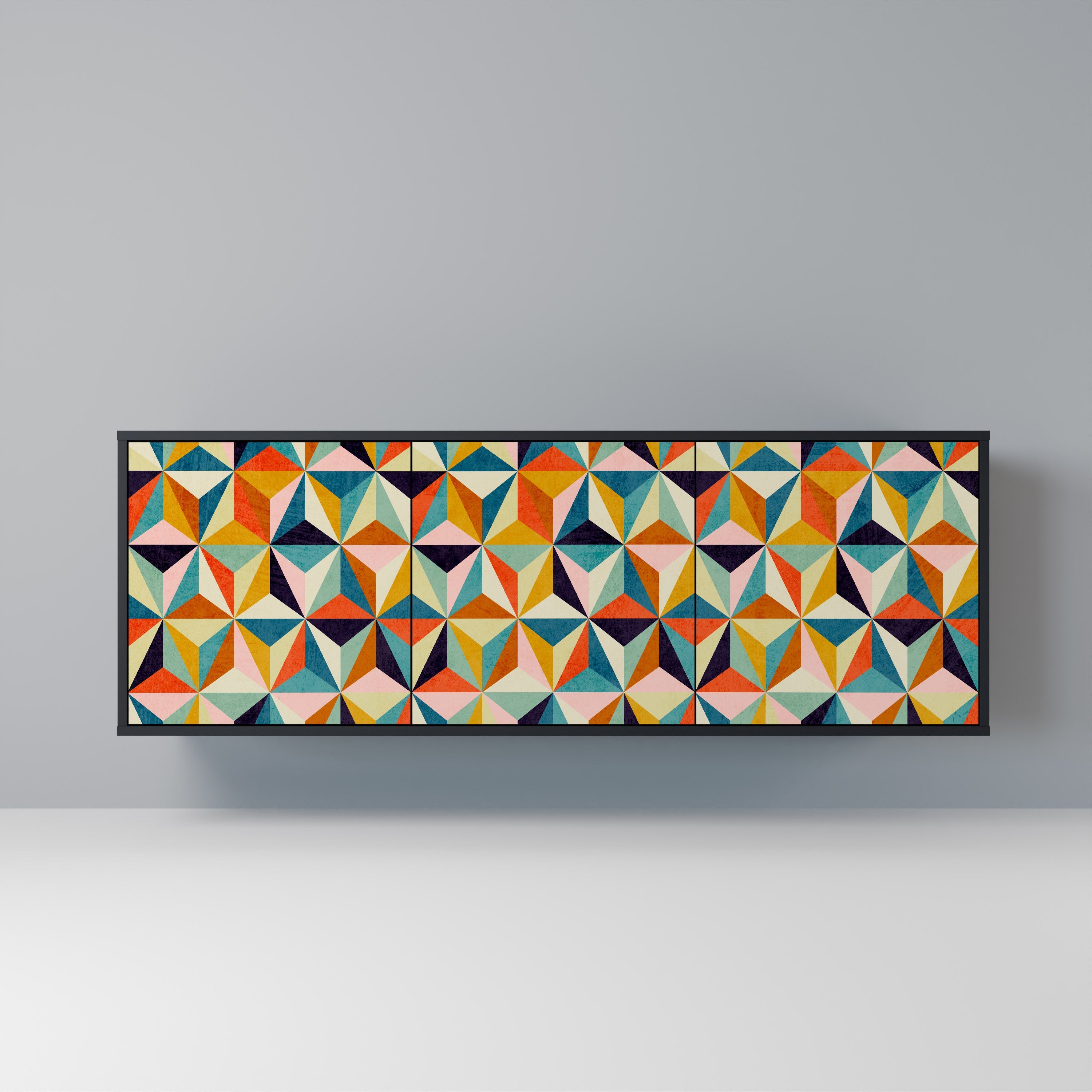 TESSELATE TREASURES Sideboard mit 3 Türen in Schwarz