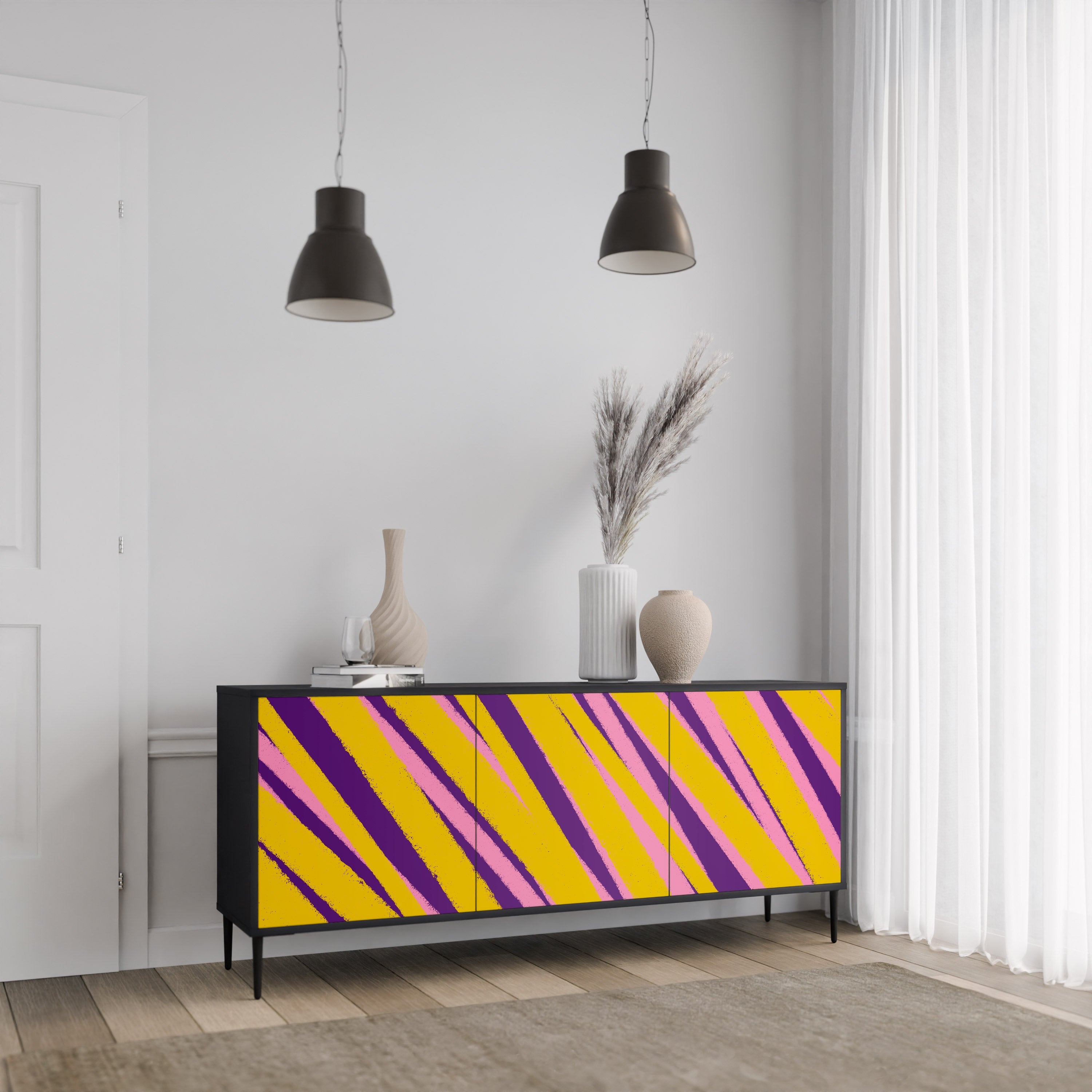 DREAMS COME TRUE 3-türiges Sideboard in Schwarz