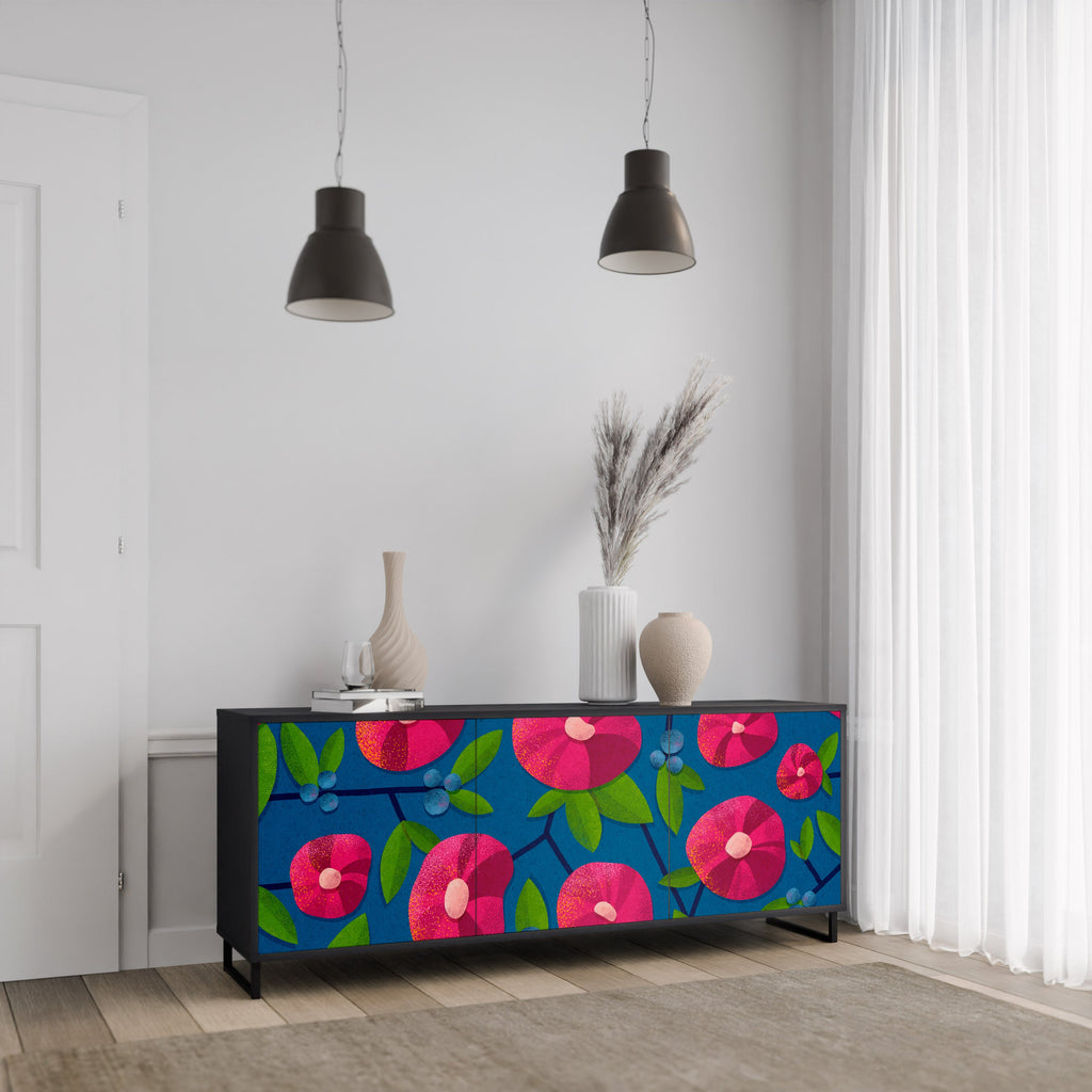 SPRING THOUGHTS 3-türiges Sideboard in schwarzem Finish