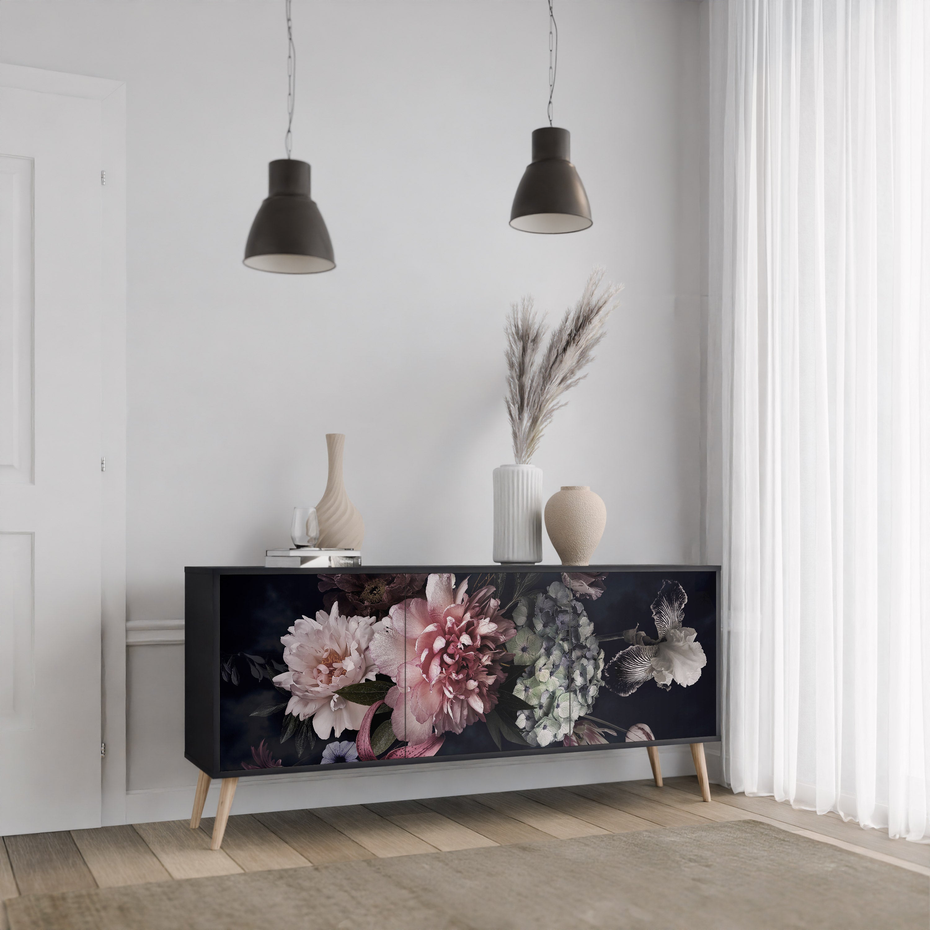 PURE BLOSSOM Sideboard mit 3 Türen in Schwarz