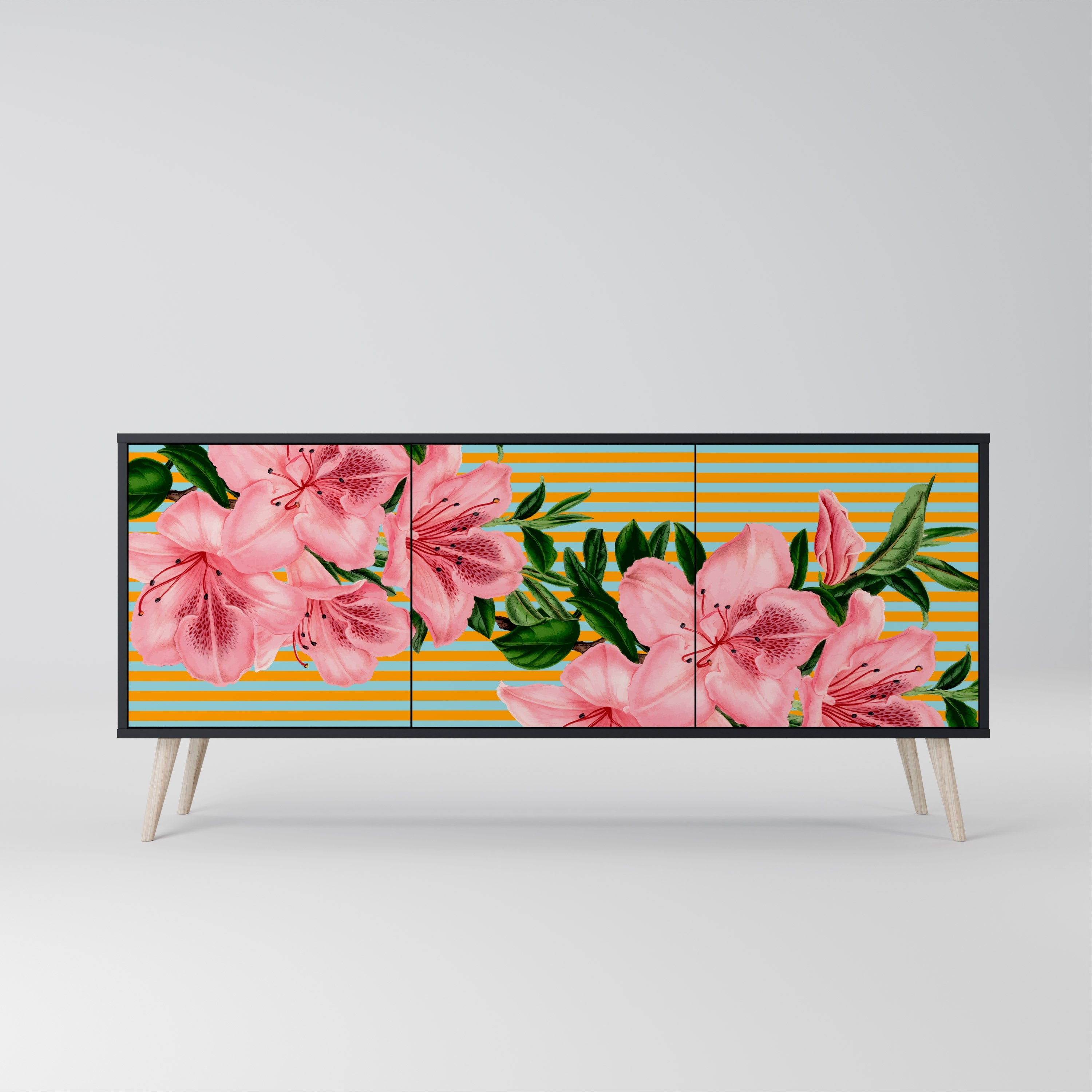 FRAGILE BEAUTY 3-türiges Sideboard in Schwarz