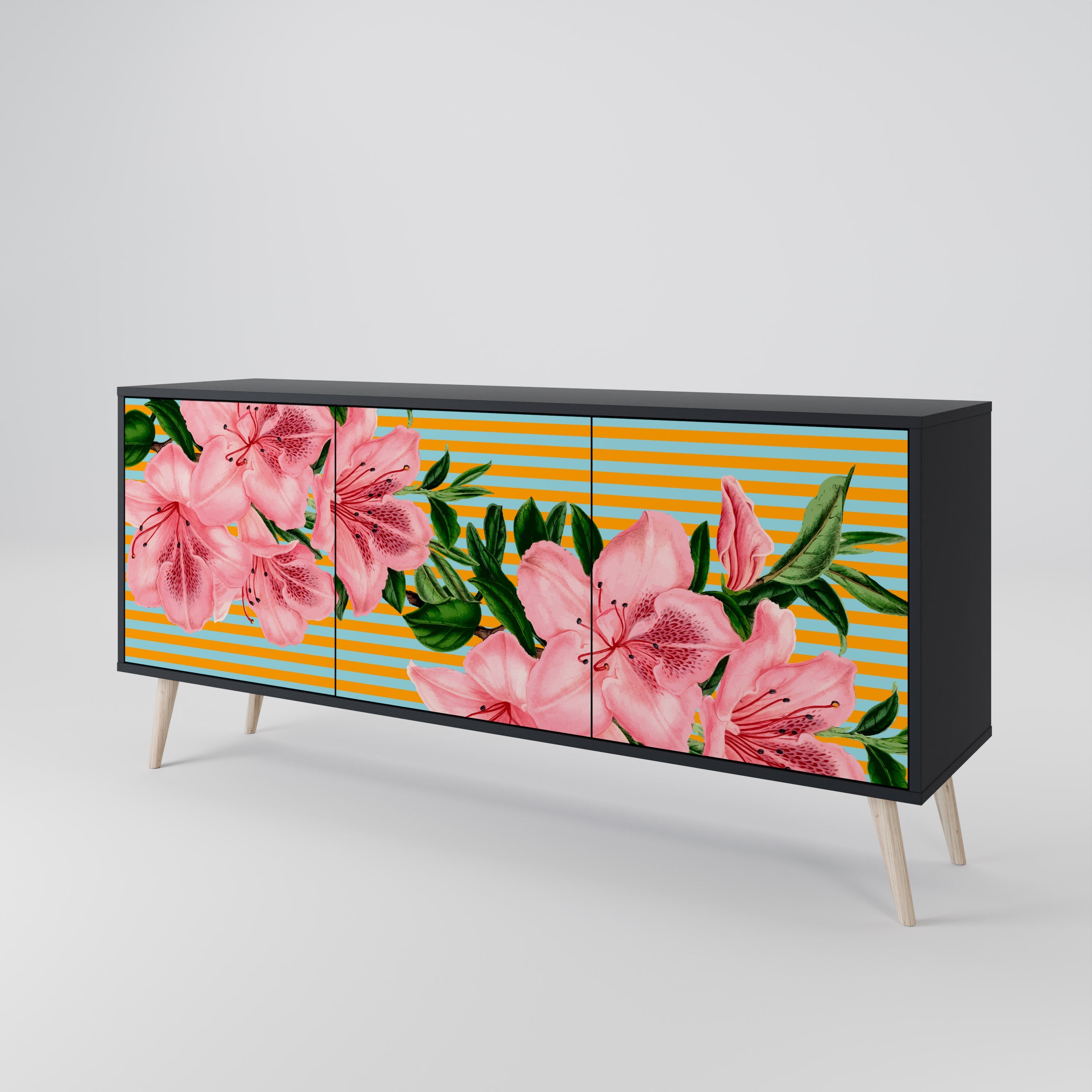 FRAGILE BEAUTY 3-türiges Sideboard in Schwarz