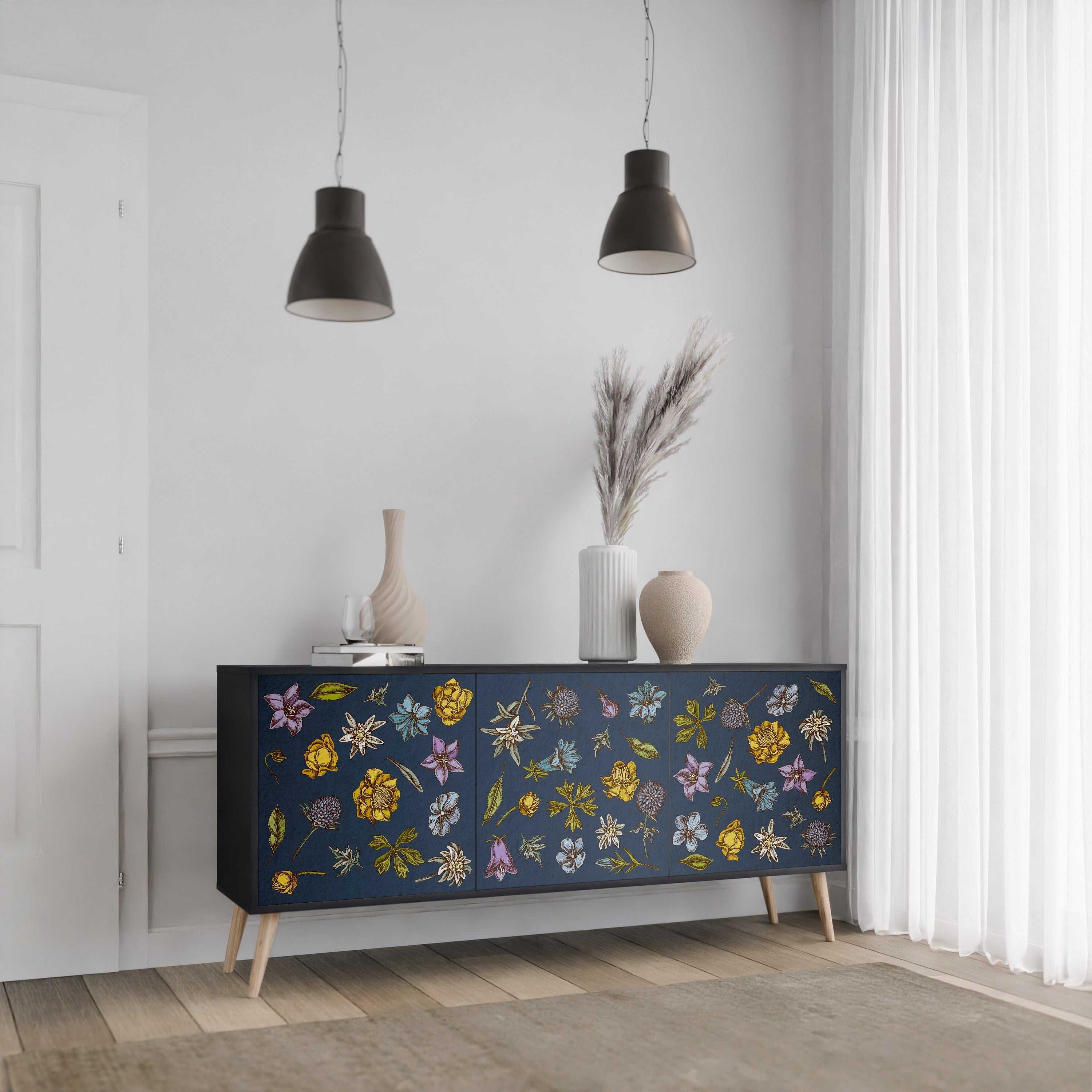 BLUMEN AUF MARINEBLAUEM 3-türigem Sideboard in schwarzem Finish