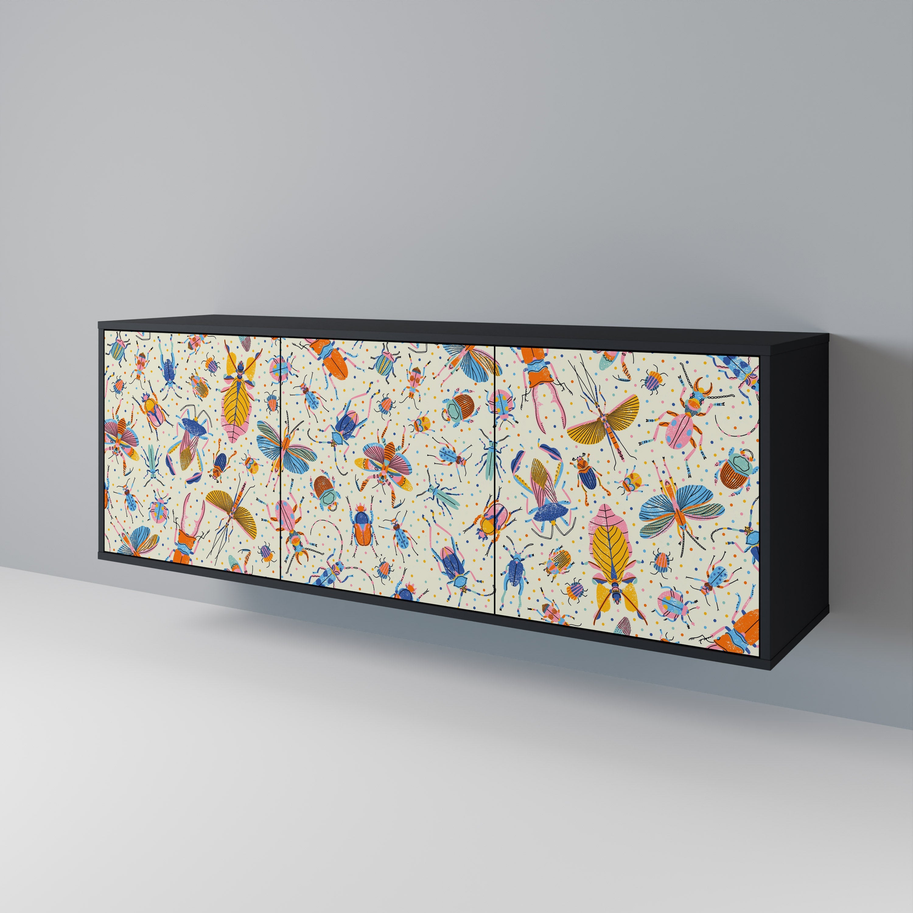 COLORFUL INSECTS 3-türiges Sideboard in Schwarz