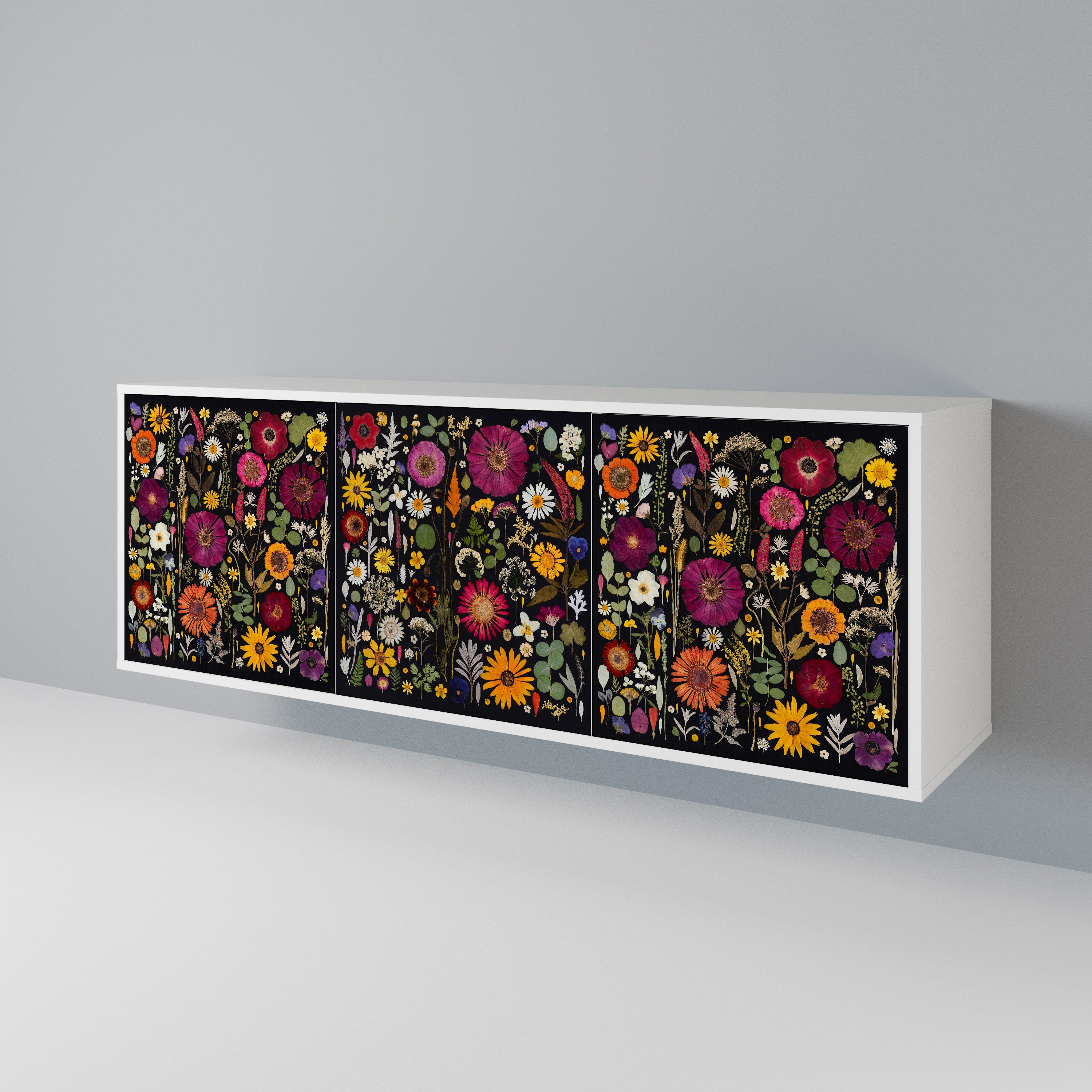 Midnight Garden 3-türiges Sideboard