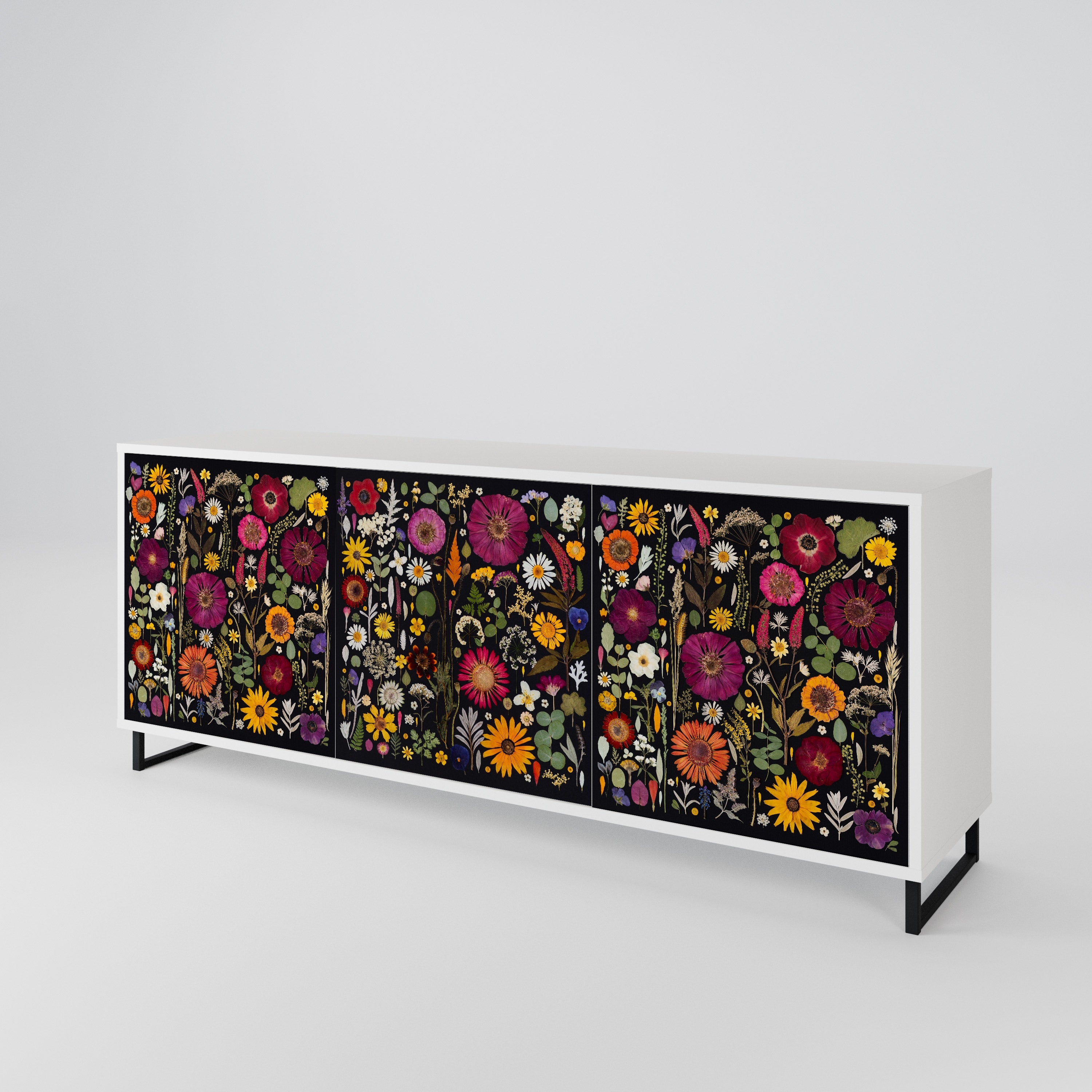 Midnight Garden 3-türiges Sideboard
