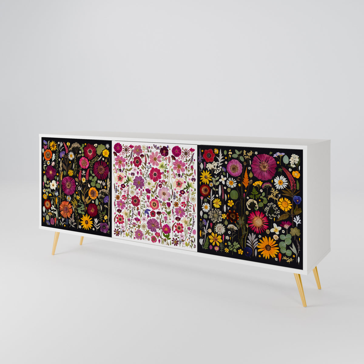 DAYNITE GARDEN 3-Door Sideboard