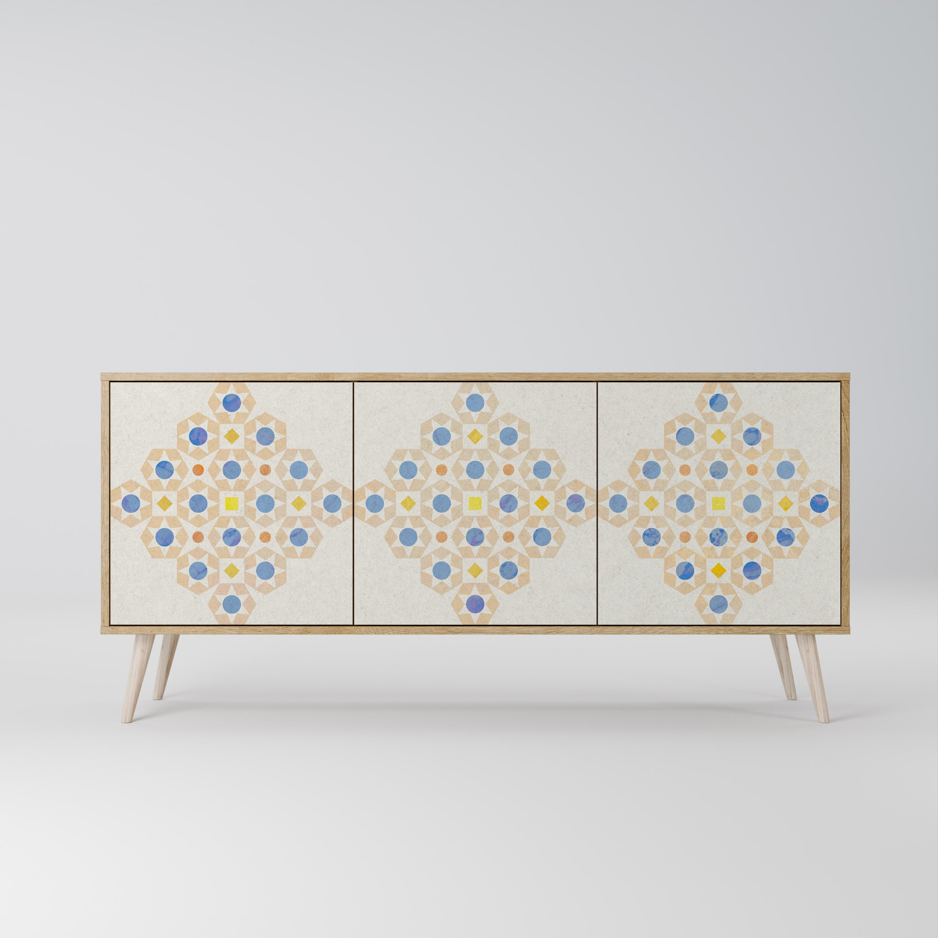Gemustertes Prisma-Sideboard mit 3 Türen in Eichenoptik