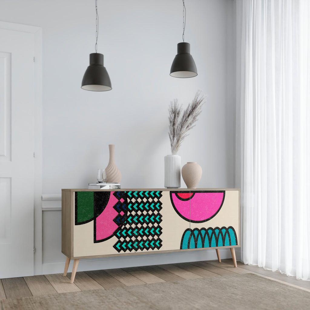GEOMETRIC RHAPSODY 3-türiges Sideboard in Eichenoptik