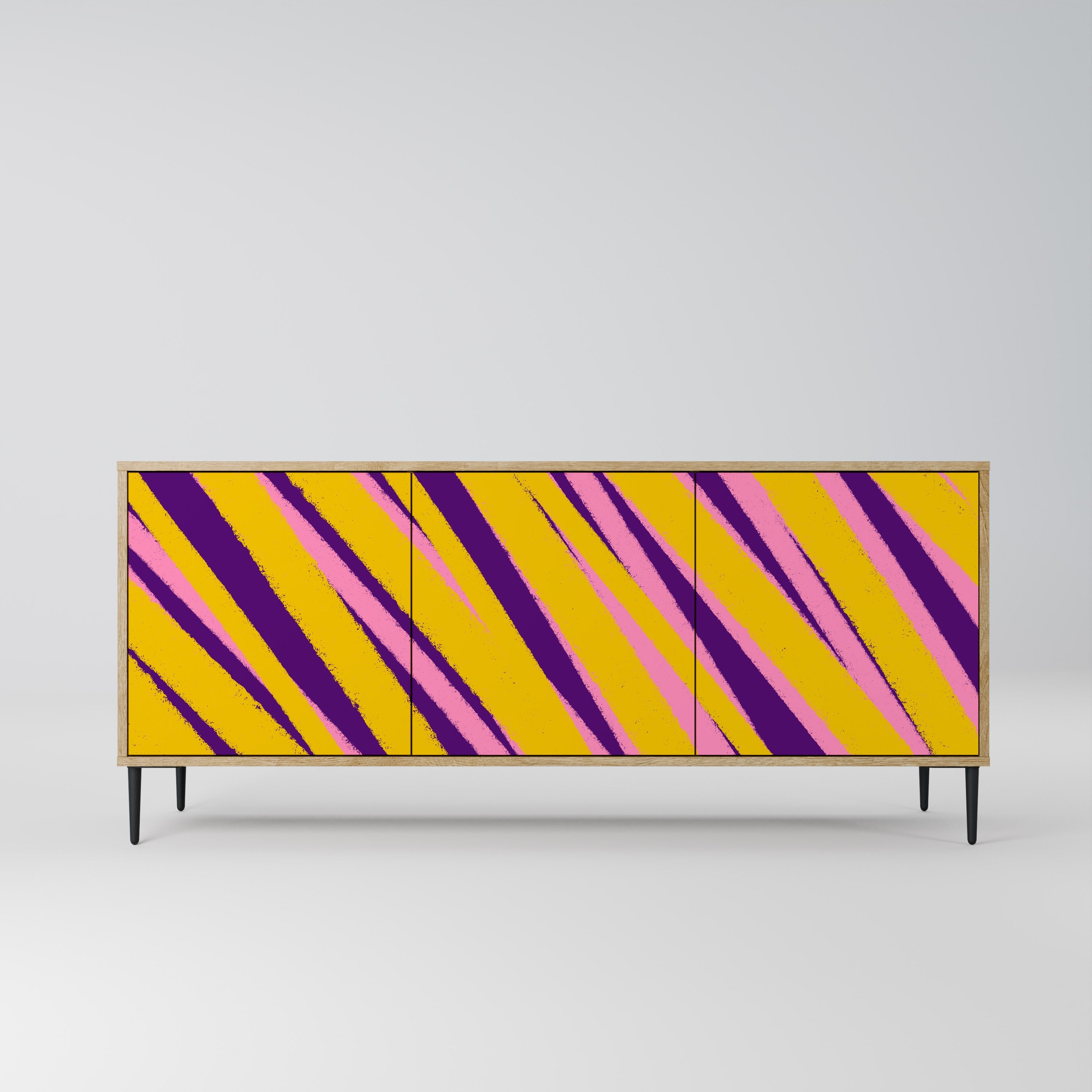 DREAMS COME TRUE 3-Door Sideboard in Oak Effect