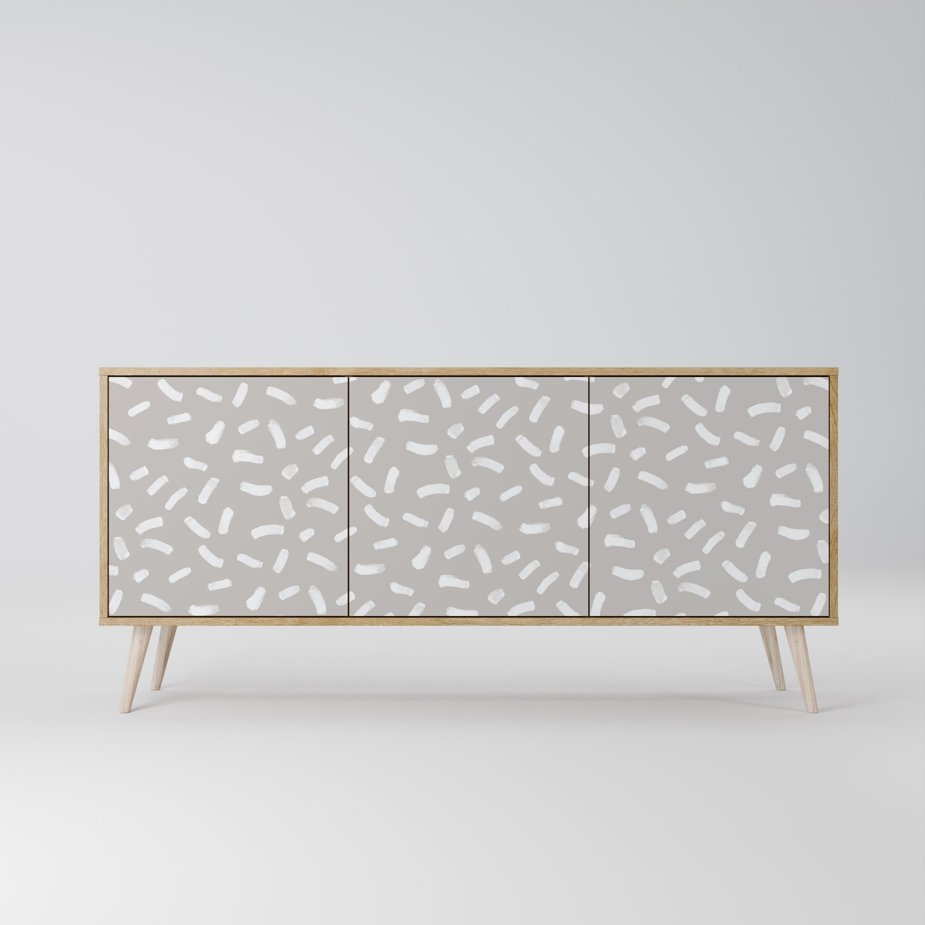 PASSING SECONDS 3-Door Sideboard in Oak Effect