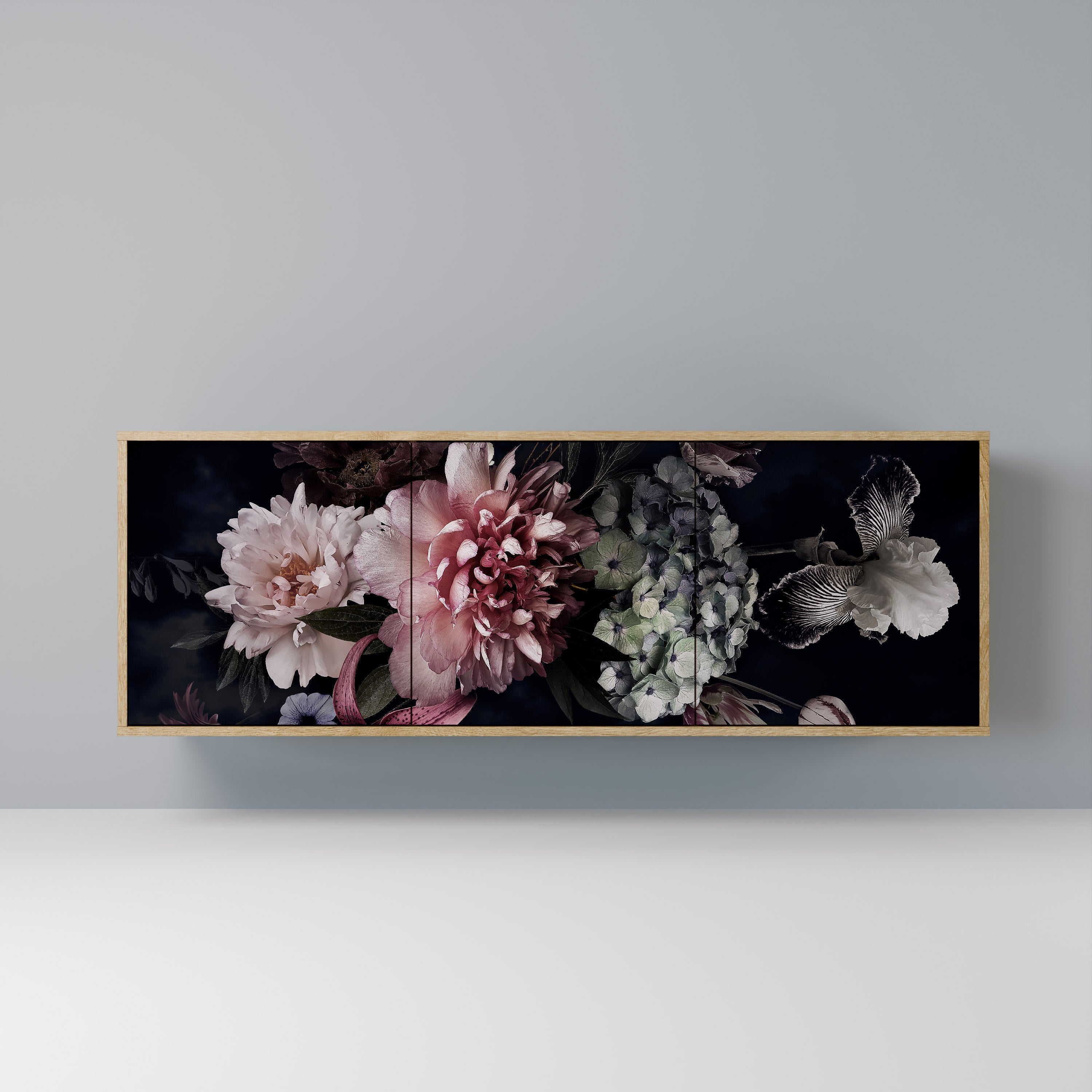 PURE BLOSSOM Sideboard mit 3 Türen in Eiche-Optik