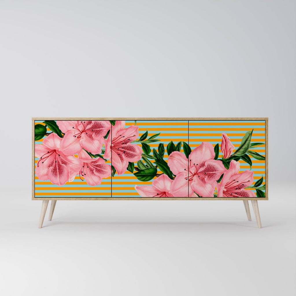 FRAGILE BEAUTY Sideboard mit 3 Türen in Eiche-Optik
