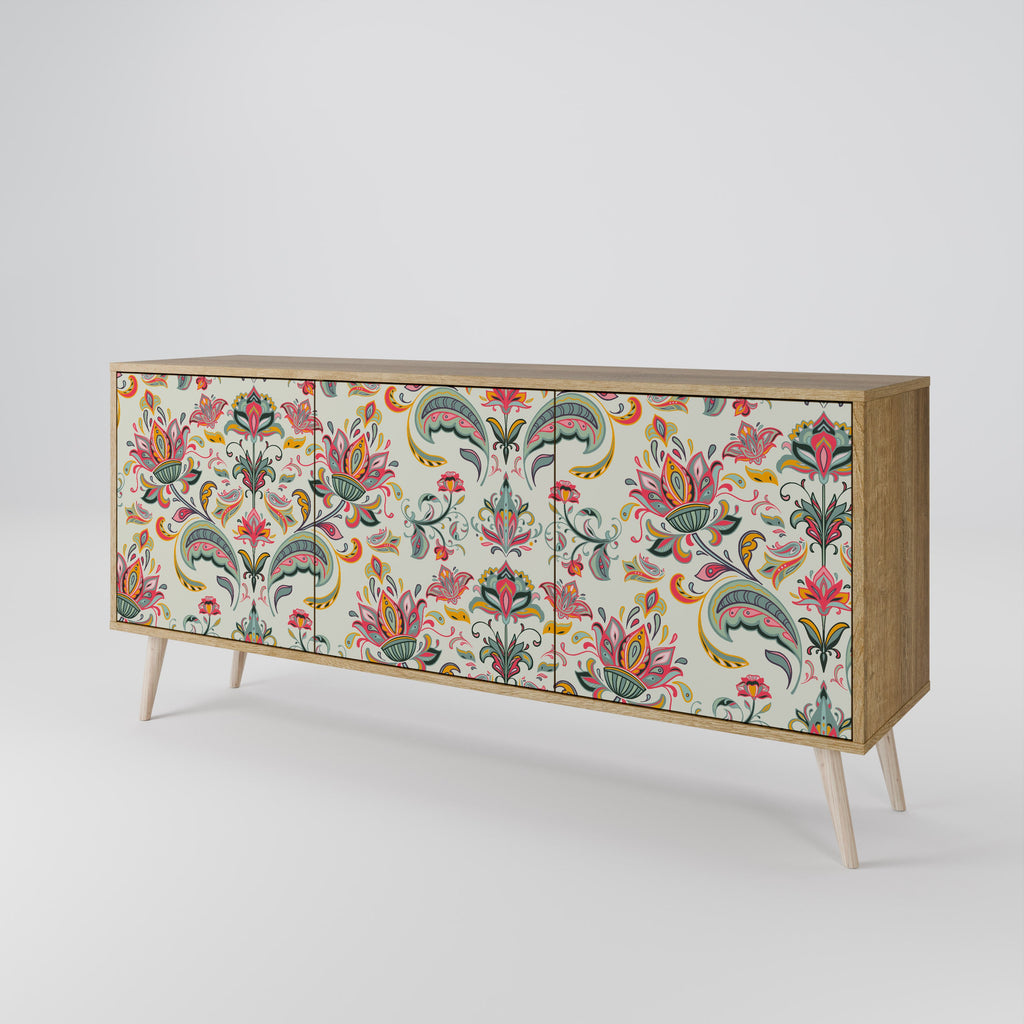 ORGANIC FOLKLORE 3-Door Sideboard in Oak Effect