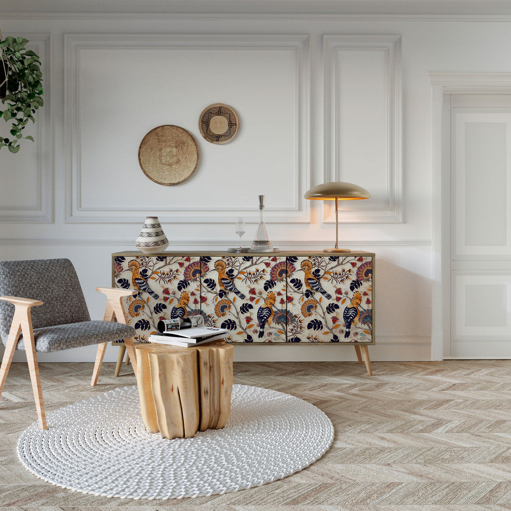 EMINENT HOOPOE 3-Door Sideboard in Oak Effect