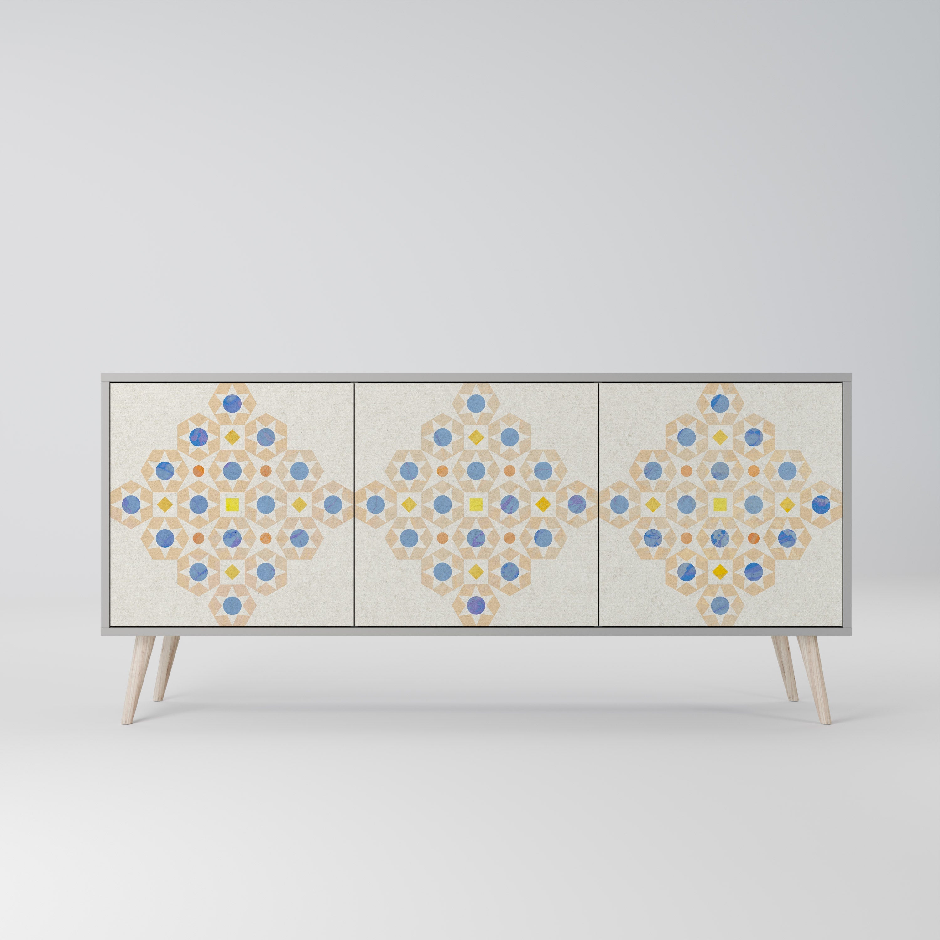 PATTERNED PRISM Sideboard mit 3 Türen in Grau