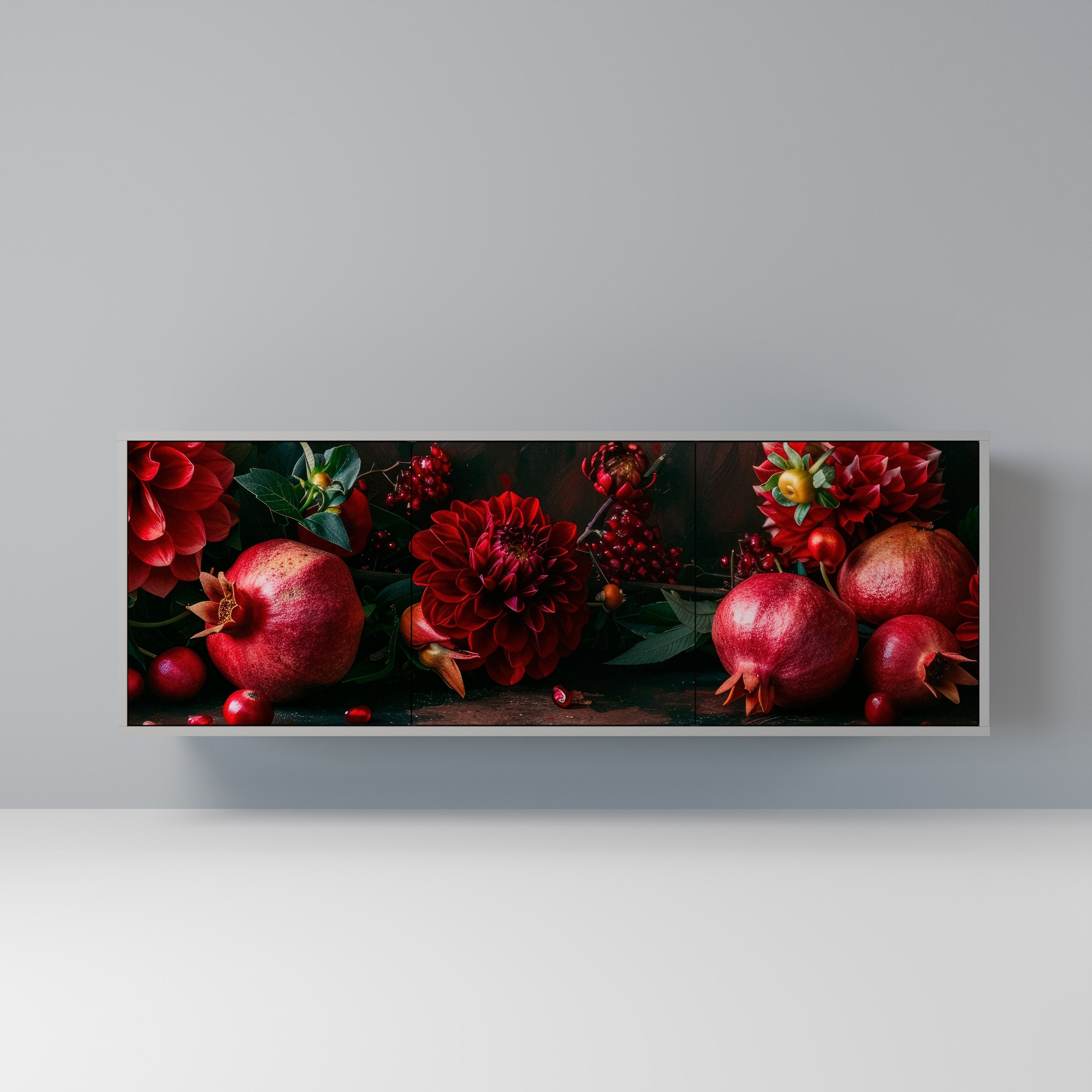 DAHLIAS AND POMEGRANATES Sideboard mit 3 Türen in grauer Ausführung