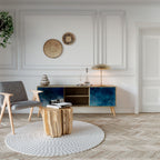 CELESTIAL FALL TV-Lowboard mit 2 Türen in Eiche-Optik