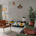 ABSTRACT FACES TV-Lowboard mit 3 Türen in Schwarz