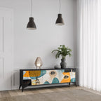 ABSTRACT FACES TV-Lowboard mit 3 Türen in Schwarz