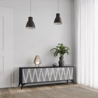 SOLID ZIG ZAG TV-Lowboard mit 3 Türen in Schwarz