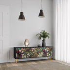 BOTANICAL EMERGENCE TV-Lowboard mit 3 Türen in Schwarz