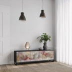 VEILED SUMMIT TV-Lowboard mit 3 Türen in Schwarz