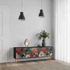 SPROUTING GRACE TV-Lowboard mit 3 Türen in Schwarz