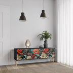 SPROUTING GRACE TV-Lowboard mit 3 Türen in Schwarz