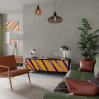 DREAMS COME TRUE TV-Lowboard mit 3 Türen in Schwarz