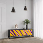 DREAMS COME TRUE TV-Lowboard mit 3 Türen in Schwarz